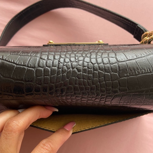 Black Valentino - Picture 10 of 14